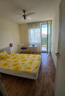 Private bedroom, kitchen and balcony - 0