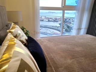 Modern Apt at The Sands - Ocean View, Pool,Gym - 4