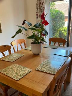 3 bed house in Winterbourne Abbas - 3