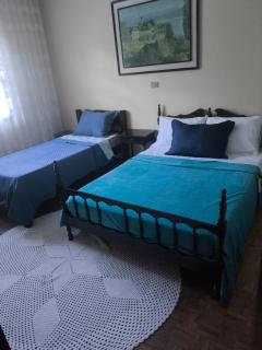 Quarto triplo - Casa Azul - Águas de São Pedro - 9