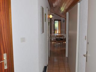 Appartement 3 pièces avec balcon, animaux acceptés et parking - FR-1-692-7 - 3