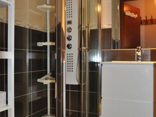Appartement cosy proche centre, balcon, parking - FR-1-692-62 - 1