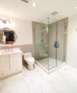 Brand New Luxury Comfort - 8