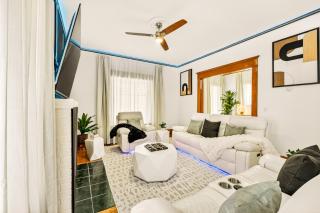 Pool Table • FirePit • BBQ Grill • Workspace • 6BR - 4