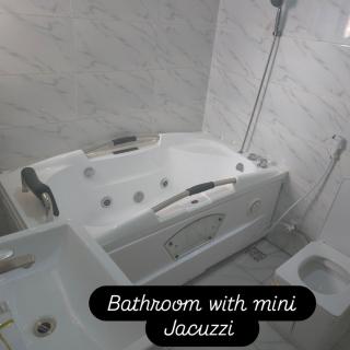 House 27 Crown - 7