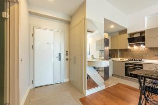 Sirius Snitch Luxury Residence with Pool & Spa - 1