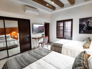 Hotel Plaza Cuatro Ciénegas - 1
