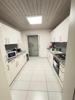 Apartment with privacy yet central location - 1