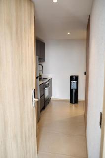 Apartment for 6 people with a pool, gym, coworking space, and parking - 6