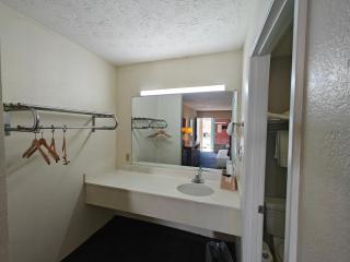 Travelodge by Wyndham Richmond Kentucky - 5