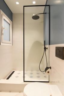 Elegant 3Bd Apt by National Archaeological Museum - 7