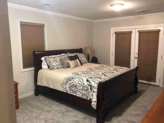 5BR On Point in Cove, Big Views, Huge Dock & Slip - 3
