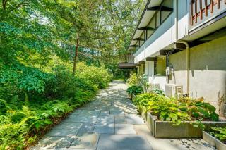 Gorgeous MCM Deck House Near Gillette Stadium! - 3