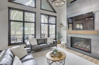 Luxurious Lead Vacation Rental w/ Private Hot Tub! - 6