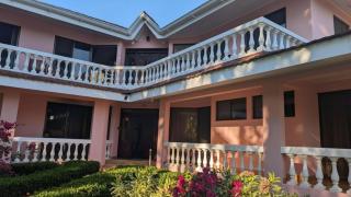 Beachfront jungle villa, private pool, sleeps 8 - 0