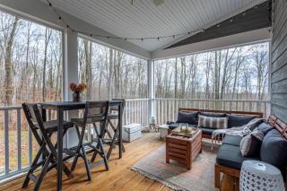 Fern Hollow - Stone Fireplace Hot Tub & Fire Pit - 2