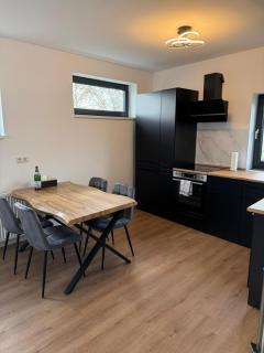 Modernes Apartment mit Parkplatz und 24h Check-in - 6