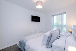 Modern 2BR Parking for 2 Walk to Co-Op Live - 5
