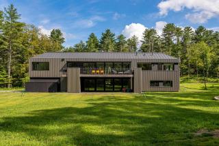 Fernbrook - Contemporary Getaway with Private Home Gym near Great Barrington - 8