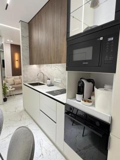 Two Bedroom Apartment In the Center, with Parking, address Avram Iancu 32 - 5