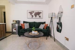 1BR Apartment 16th Floor City Views, Kilimani - 1