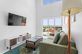 AL313 -Resort Pool-Beach Tennis court- 2BR condo-Close to Palm Beach - 8