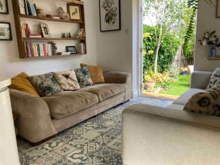 Central Cambridge - Riverside -4 Bedroom House - 3