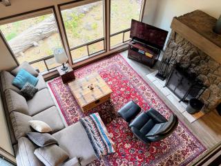RC8 - Cute & Cozy Cabin - 8