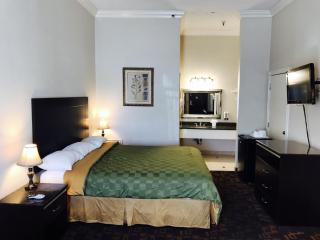 Castaic Inn Six Flags Valencia - 2