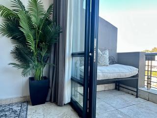 Meerendahl Luxury Apartments at Tyger Lake - 1