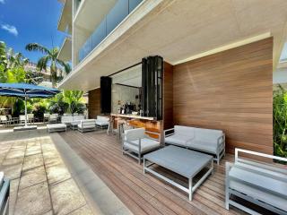 Quiet & Luxurious Apartment with the Best Location - 1