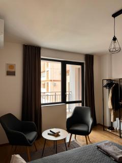 Rest & Reset Apartaments Lazur - 10 Min to Beach & Sea Garden - 4