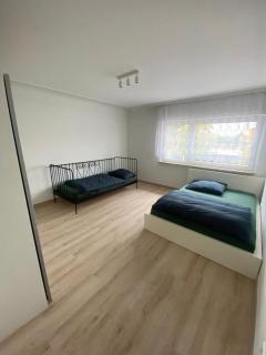Newly renovated apartment with balcony - 5