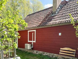 4 person holiday home in MARIANNELUND - 1