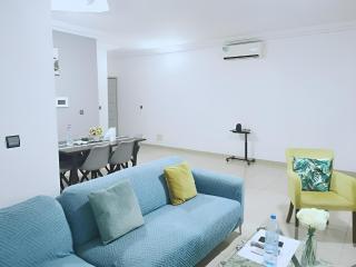 Bright, Stylish Apartment, Modern Comfort - Abidjan - 8
