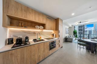 Stylish Downtown Condo with Pool and City Views - 7