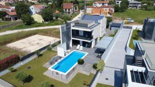 Villa Korina , Pomer - 9