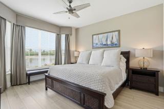 1512 - Nicely Updated with Golf and Lake View - 7