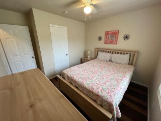 Home Away From Home No Pet Fee - 4