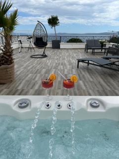 Azure Pine Residence Private Rooftop Terrace & Jacuzzi - 2