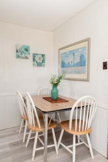 Private Beach Access -Cottage 10 - 3