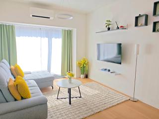 Holešovice Retreat, Balcony, Air-Con and Secure Parking - Praga - 7