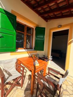 Christina's Sea View House - 4