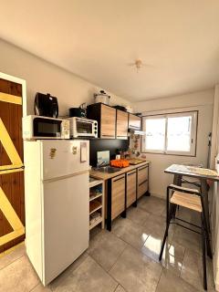 A Ka Roro petit appart cosy T2 - proche CHU, wifi, piscine - 8