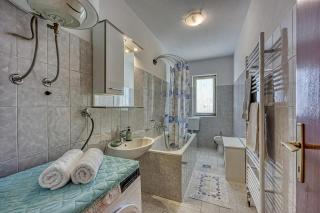 Pool House Lilly - Happy Rentals - 7