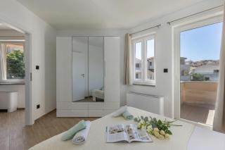 Beachfront Apartment Betty - Happy Rentals - 7