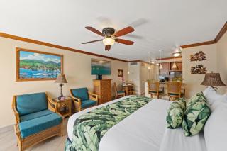 Lahaina Shores Pool 204 - 8