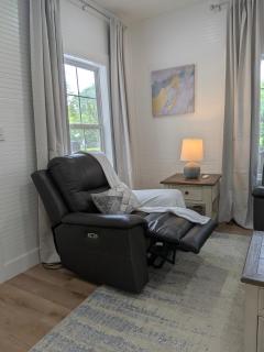 Modern Historic Family Retreat Home - 5