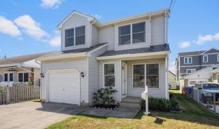 Family Friendly 3BR Home nestled between beach and bay - 6