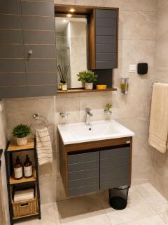 Cozy studio apt at Harmonia residence 6 minutes from the airport - 1